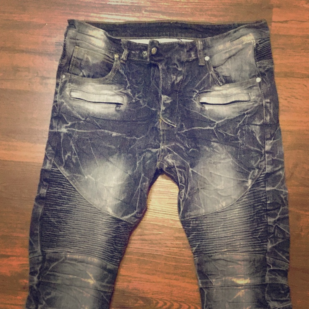 Slim fit biker jeans. Size 32/32